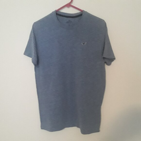 Mens Hollister Must Have Collection. Light and Dark Blue Mixed with White - Picture 1 of 4